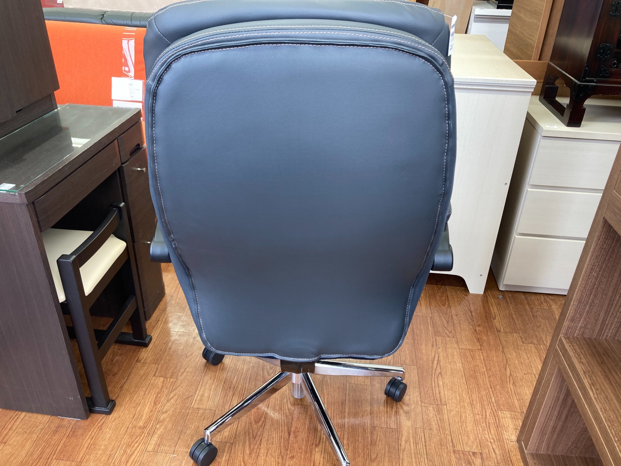 ニトリよりワークチェアが入荷致しました！！｜2024年05月25日