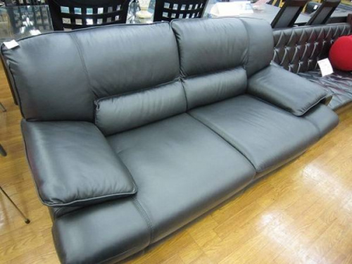 特選家具のLEATHER WORLD