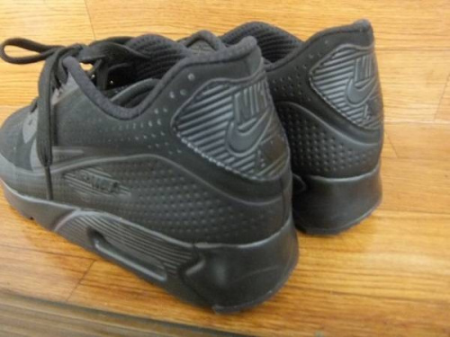 シューズのナイキ（NIKE）