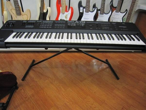 ROLANDのキーボード