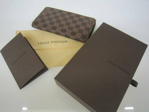 財布のルイヴィトン（LOUIS VUITTON）