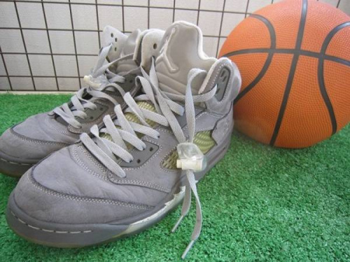 シューズのナイキ（NIKE）