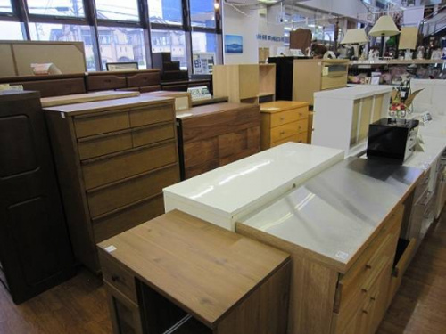 キッチンカウンターの大川家具