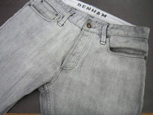 ジーンズのdenham