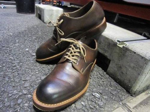 ブランド・ラグジュアリーの靴