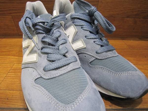 メンズファッションのスニーカー