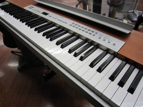 楽器・ホビー雑貨の電子ピアノ