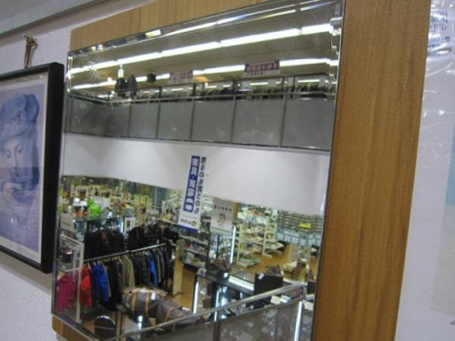 塩川光明堂のウォールミラー