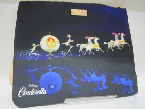 Samantha Thavasa PETIT CHOICEのクラッチバッグ