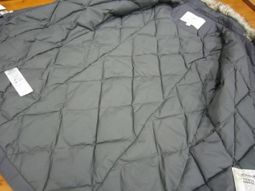 ダウンコートのeddie bauer