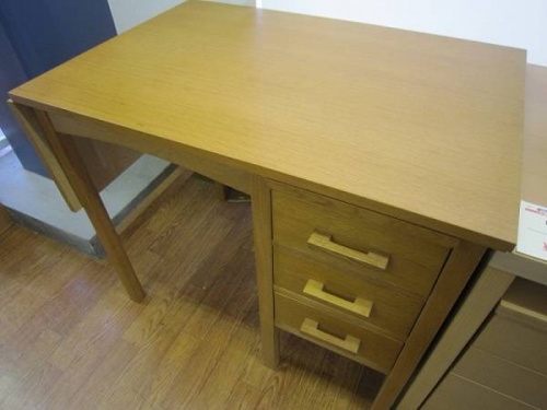 家具・インテリアのデスク