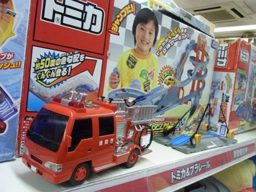 楽器・ホビー雑貨のトミカ