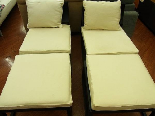 イスのラウンジチェアー