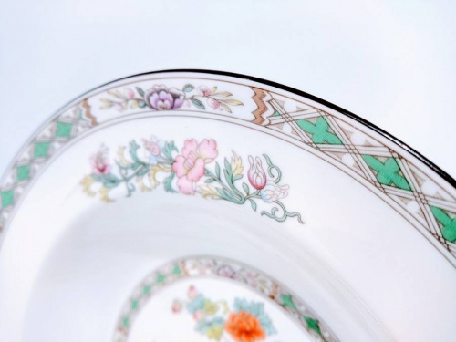 WEDGWOODの九谷焼
