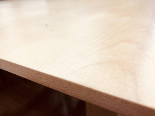 テーブルの武蔵村山