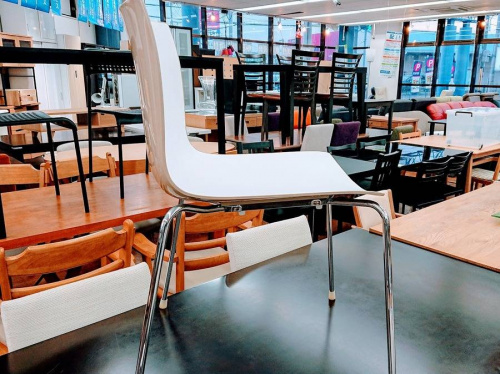 ARPERの武蔵村山家具