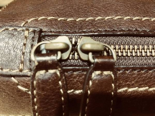 バッグの土屋鞄