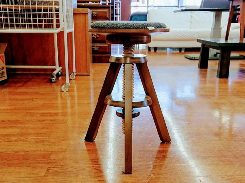 特選家具のチェア