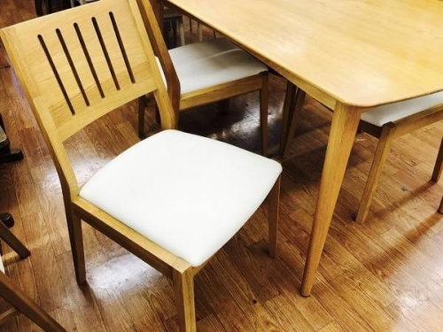 ダイニングセットの大塚家具