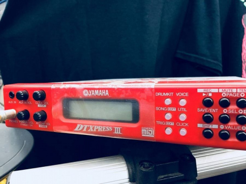 電子ドラムのYAMAHA
