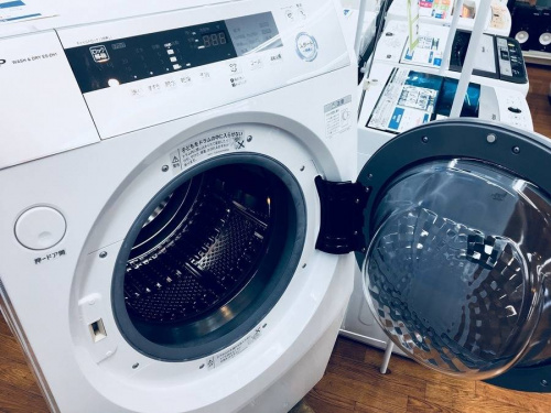 生活家電の洗濯乾燥機