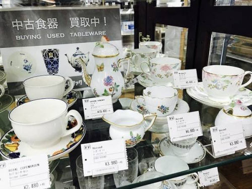 和食器の武蔵村山 昭島 福生 青梅 東大和 立川 食器 買取