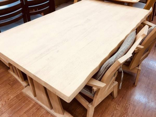 家具のダイニングセット
