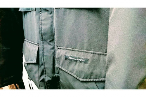 ダウンジャケットのCANADA GOOSE