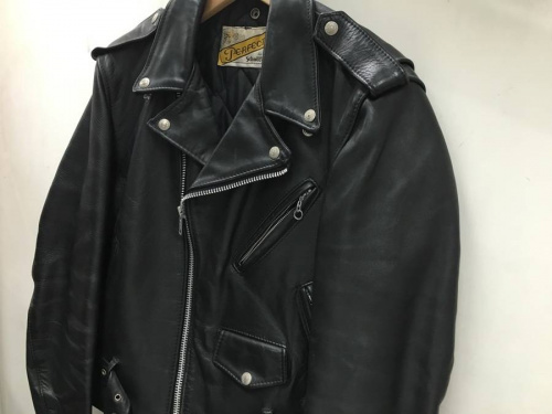 トップスのジャケット