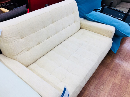 2人掛けソファーの武蔵村山　昭島　福生　青梅　東大和　立川　家具　買取