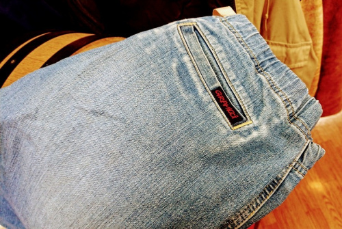パンツのデニムパンツ
