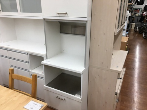 食器棚の武蔵村山　昭島　福生　青梅　東大和　家具　買取