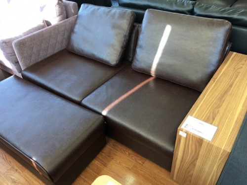 家具のソファー