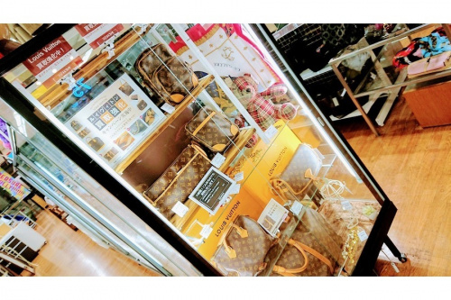 ブランド・ラグジュアリーのルイヴィトン