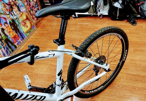 SPECIALIZEDの武蔵村山　自転車