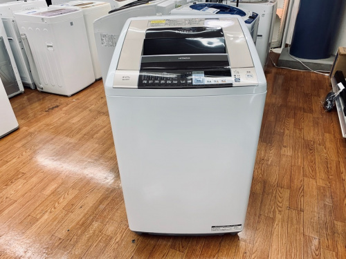 6ドア冷蔵庫 壁掛けエアコン 縦型洗濯乾燥機のTOSHIBA HITACHI