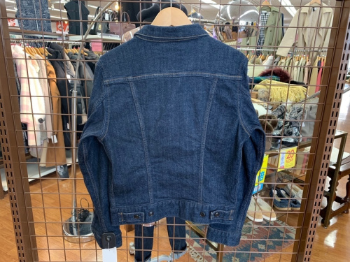 ジャケットのデニムジャケット ライトアウター