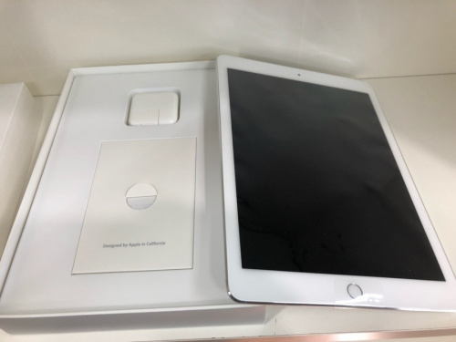 タブレットのiPad Air