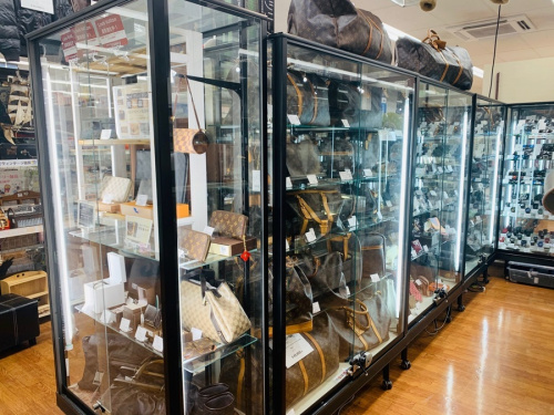 バッグ 財布の財布