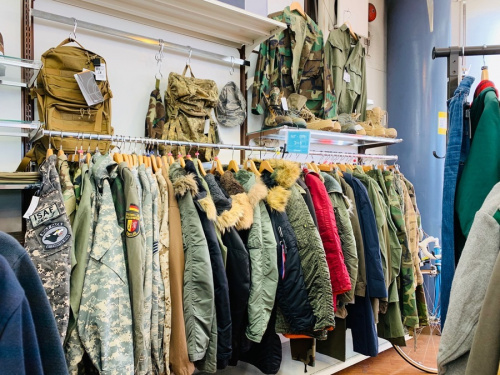 トップスのコート