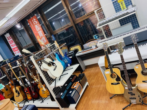 中古楽器　武蔵村山のギター