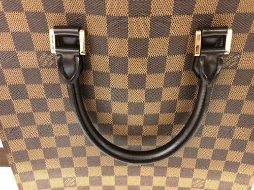 バッグのハンドバッグ