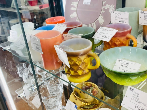 テーブルウェアの洋食器