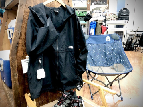 トップスのジャケット