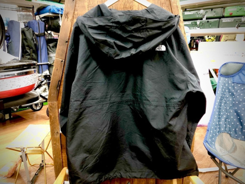 ジャケットのTHE NORTH FACE