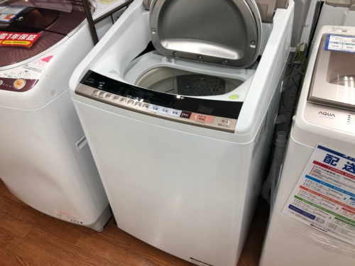 全自動洗濯機のHITACHI