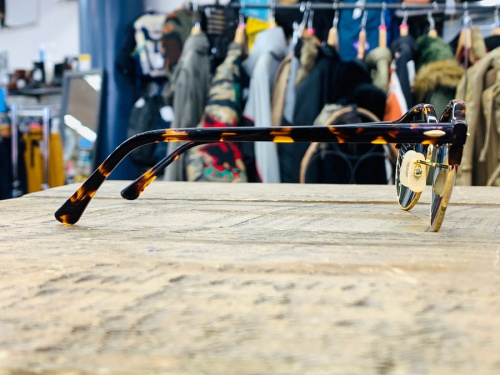 RAY-BANの東京　武蔵村山　青梅　瑞穂　昭島　東大和　立川　東村山　西多摩　多摩地区　埼玉　入間　狭山　所沢　アウトドア　アメカジ　洋服　衣料　衣類　買取　買い取り