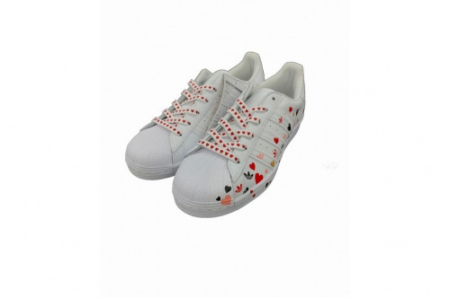 レディースファッションのスニーカー