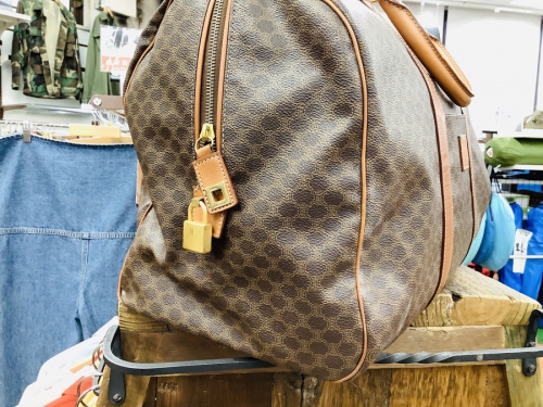 東京　武蔵村山　青梅　瑞穂　昭島　東大和　立川　東村山　西多摩　多摩地区　埼玉　入間　狭山　所沢　アウトドア　アメカジ　洋服　衣料　衣類　買取　買い取り