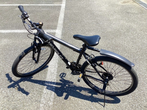 自転車のマウンテンバイク